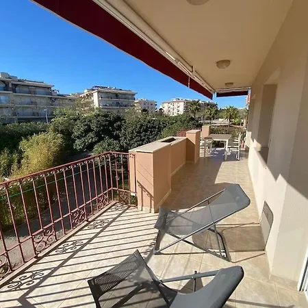 Golden 207 Apartment